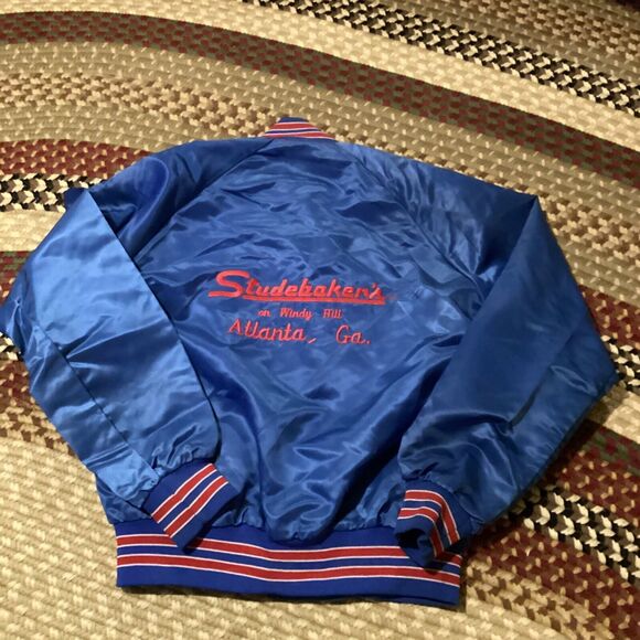 Vintage Chalk Line Studabaker's Atlanta GA Car Blue/Red Satin Jacket Sz Small - Picture 13 of 16